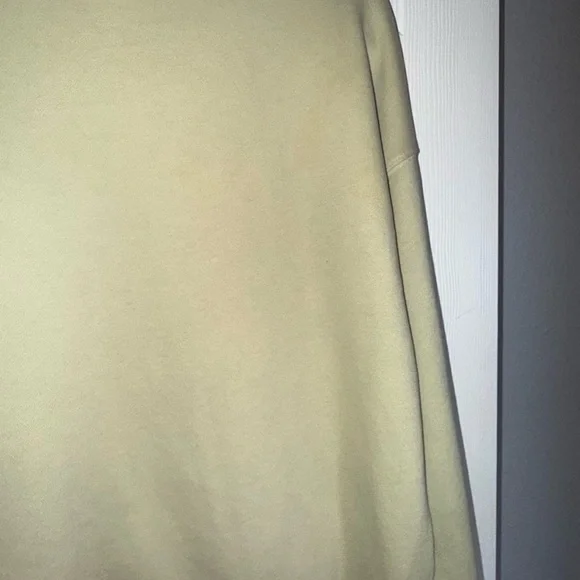 Vuori Crewneck Sweatshirt in Sage Green - Picture 10 of 10
